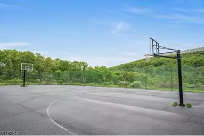 18 Foxwood Dr #H, Morris Plains, NJ 07950 - Photo 27