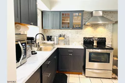 17 Country Club Ln, Elizabeth, NJ 07208 - Photo 1