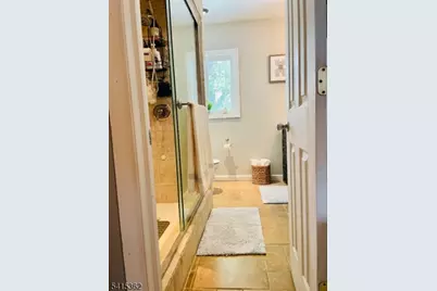 17 Country Club Ln, Elizabeth, NJ 07208 - Photo 7