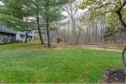 102 Woods Edge Dr #102, Roxbury Township, NJ 07876 - Photo 33