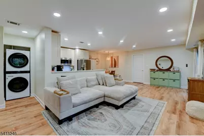 102 Woods Edge Dr #102, Roxbury Township, NJ 07876 - Photo 13