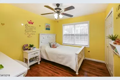 1 Hilltop Pl, Montclair, NJ 07042 - Photo 17