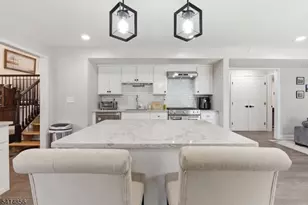 61 Queen Anne Dr, Bernards Township, NJ 07920 - Photo 15