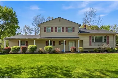 61 Queen Anne Dr, Bernards Township, NJ 07920 - Photo 1