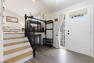 61 Queen Anne Dr, Bernards Township, NJ 07920 - Photo 9