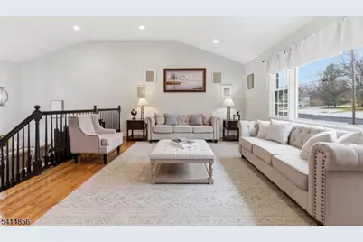 61 Queen Anne Dr, Bernards Township, NJ 07920 - Photo 5