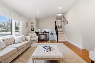 61 Queen Anne Dr, Bernards Township, NJ 07920 - Photo 7