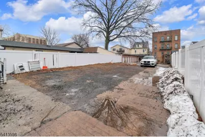 635 Madison Ave, Paterson, NJ 07514 - Photo 25