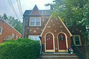 42 Center St, Chatham, NJ 07928 - Photo 1