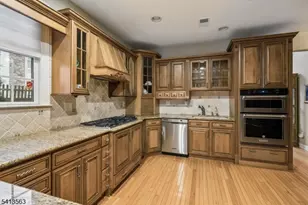 8 Wyckoff Way, Chester, NJ 07930 - Photo 9