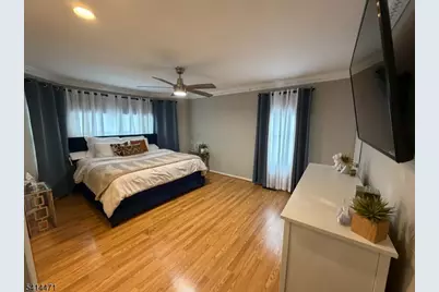 25 Frankie Ln, East Hanover Township, NJ 07936 - Photo 11