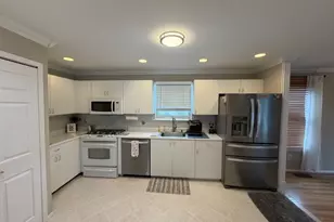 25 Frankie Ln, East Hanover Township, NJ 07936 - Photo 5