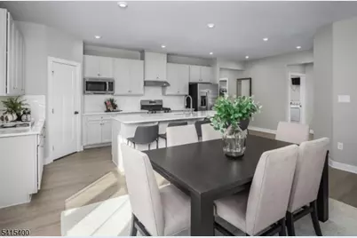 13 Thomas Knoll Blvd, Mansfield Township, NJ 07865 - Photo 5