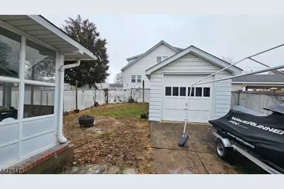 213 Vernon Ave, Paterson, NJ 07503 - Photo 21