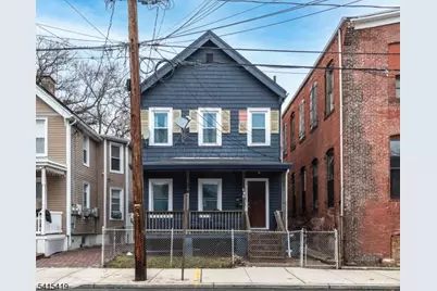 579 Nassau St, Orange, NJ 07050 - Photo 1