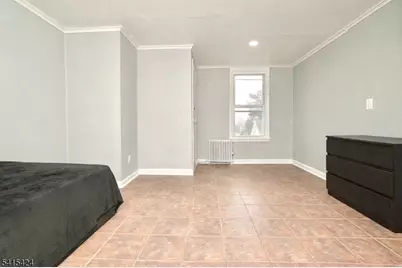 81 Berkeley Ave, Bloomfield, NJ 07003 - Photo 33