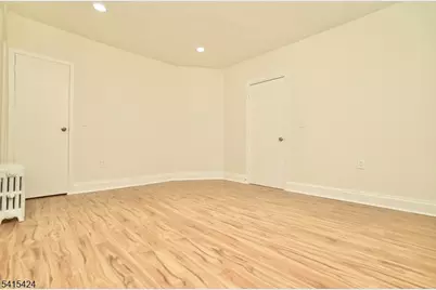 81 Berkeley Ave, Bloomfield, NJ 07003 - Photo 23