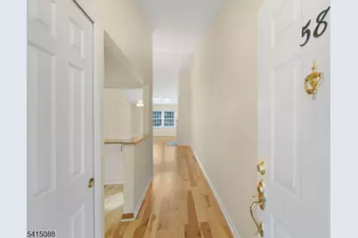 58 Smithfield Ct, Bernards Township, NJ 07920 - Photo 5