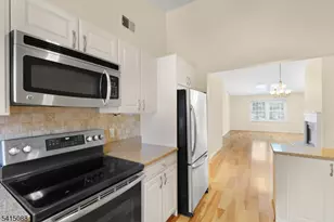 58 Smithfield Ct, Bernards Township, NJ 07920 - Photo 7