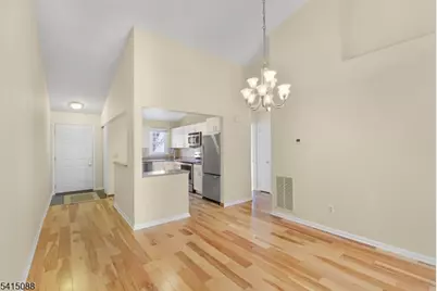 58 Smithfield Ct, Bernards Township, NJ 07920 - Photo 11