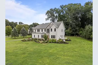 14 Elizabeth Ave, Washington Township, NJ 07882 - Photo 1
