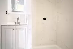 348 Woodside, Newark, NJ 07104 - Photo 7