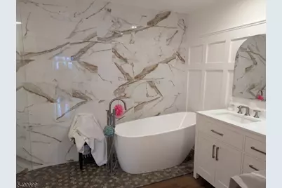 47 Eton Ct, Bedminster Township, NJ 07921 - Photo 11