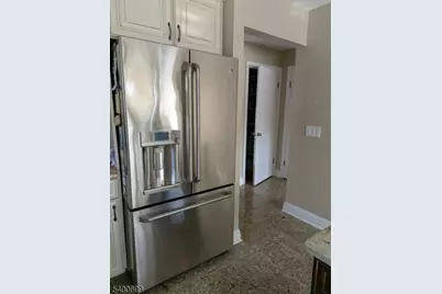 47 Eton Ct, Bedminster Township, NJ 07921 - Photo 5