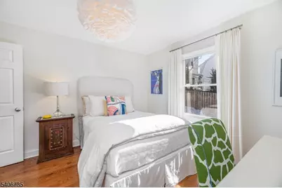 18 Harding Ter, Morristown, NJ 07960 - Photo 9