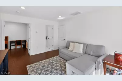 110 Grabowski Dr, Sayreville Boro, NJ 08859 - Photo 19