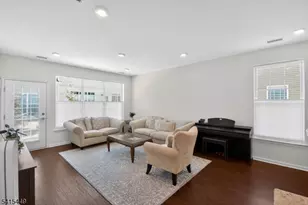 110 Grabowski Dr, Sayreville Boro, NJ 08859 - Photo 11