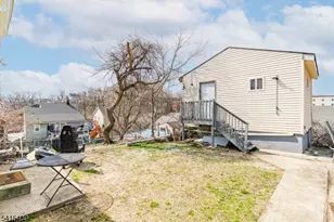 11 N 5th St, Paterson, NJ 07522 - Photo 9