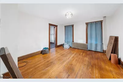 88 Woodbridge Ave, Woodbridge Township, NJ 07077 - Photo 9