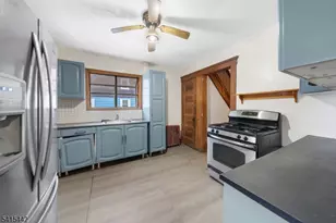 88 Woodbridge Ave, Woodbridge Township, NJ 07077 - Photo 5