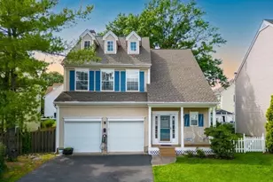 10 Marco Polo Ct, Franklin Township, NJ 08823 - Photo 1