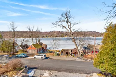 49 Birch Pkwy, Byram Township, NJ 07871 - Photo 5