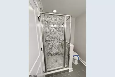 7 N Ridge Cir, East Hanover Township, NJ 07936 - Photo 13