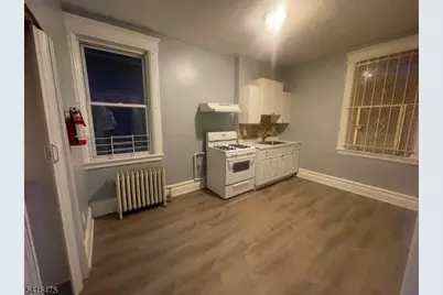 43 Mapes Ave #2L, Newark, NJ 07112 - Photo 3