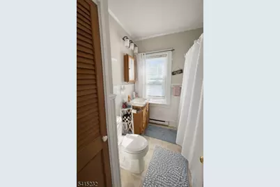 68 Schwarz Blvd, Jefferson Township, NJ 07849 - Photo 5