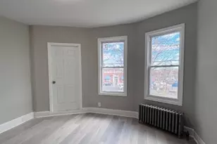 18 Eagle Ave, Paterson, NJ 07503 - Photo 7