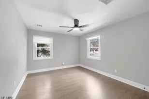 475 Cedar Ln, Paramus, NJ 07652 - Photo 11