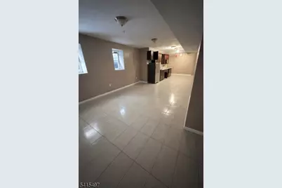 31 Cambridge St, East Orange, NJ 07018 - Photo 5