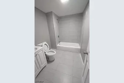 31 Cambridge St, East Orange, NJ 07018 - Photo 3