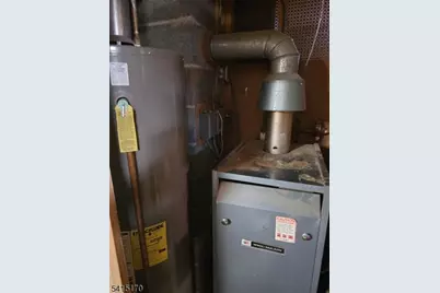 162 Rutgers Pl, Clifton, NJ 07013 - Photo 15