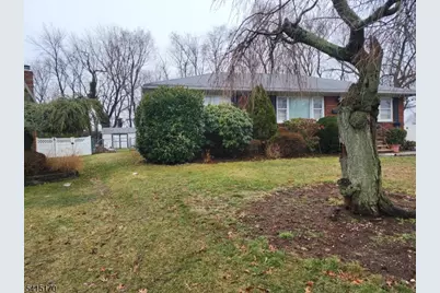 162 Rutgers Pl, Clifton, NJ 07013 - Photo 3