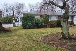 162 Rutgers Pl, Clifton, NJ 07013 - Photo 3
