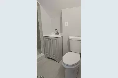 18 Eagle Ave #3, Paterson, NJ 07503 - Photo 5