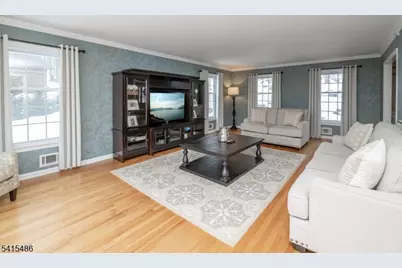 42 Mockingbird, Allamuchy Township, NJ 07840 - Photo 9