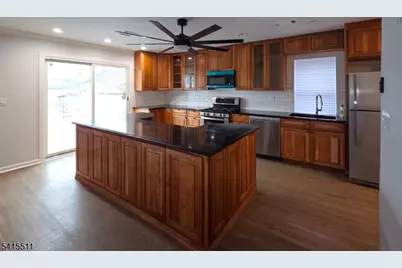 830 E Curtis St, Linden, NJ 07036 - Photo 15