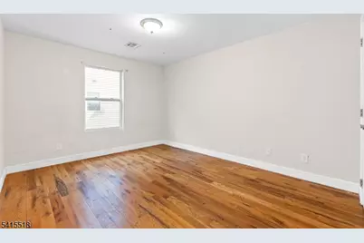 280 S 20th St, Newark, NJ 07103 - Photo 7